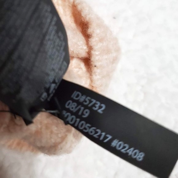 NWT EXPRESS Women's Glove - Picture 4 of 5